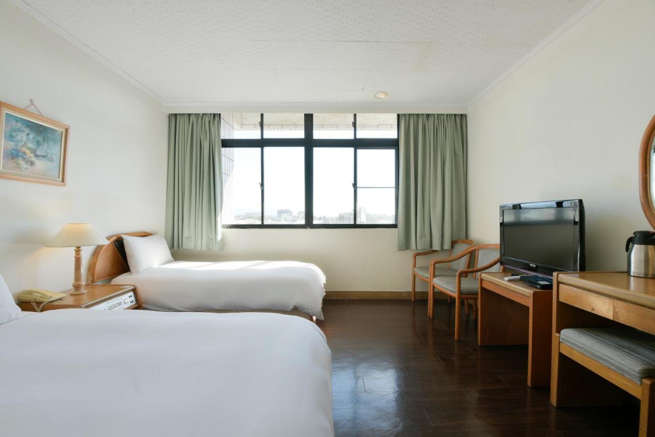 Back Home Hotel Thành phố Gia Nghĩa Ngoại thất bức ảnh